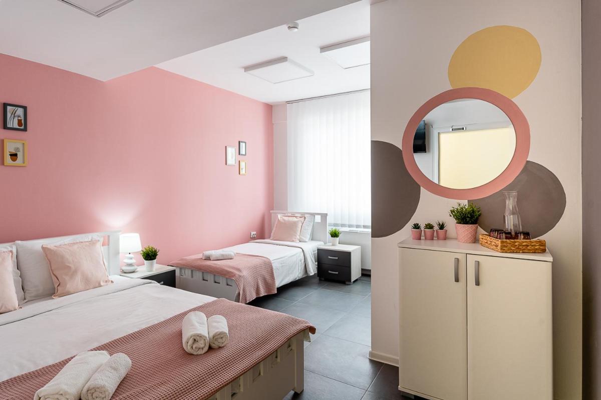 Kostovski Rooms-Near E75 To Greece 벨레스 외부 사진