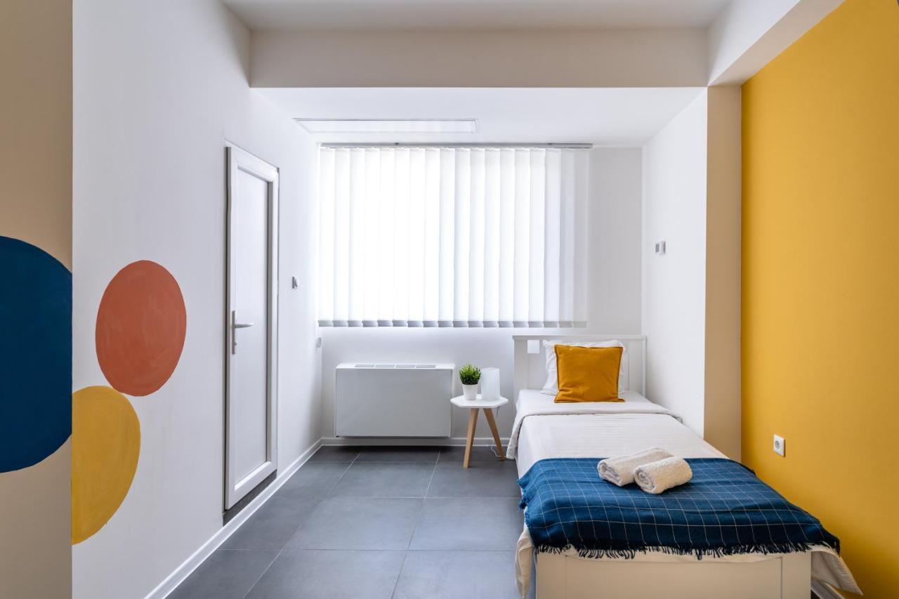 Kostovski Rooms-Near E75 To Greece 벨레스 외부 사진